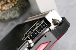 华硕980（华硕980带来顶尖性能和卓越品质，满足游戏爱好者的需求）