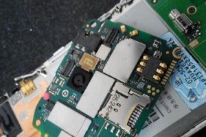 电脑华为进水无法开机问题解决方法（水进电脑怎么办？华为电脑进水无法开机问题解决方案分享）