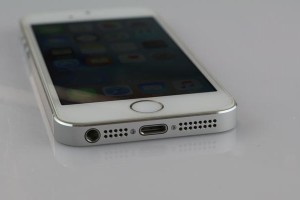 苹果5s9.0.2系统的优势与不足（全面升级系统，深度体验苹果5s9.0.2的性能）