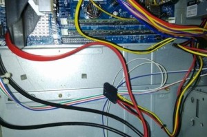 电脑无法开机问题解决方案（硬盘连接后电脑无法启动怎么办？）